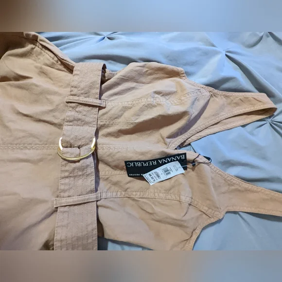 Women's dress - Picture 2 of 7